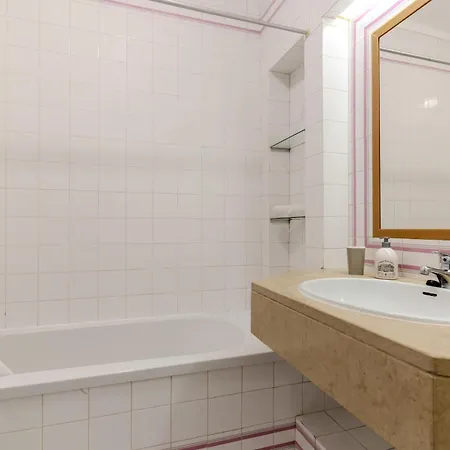 #425 Cozy Getaway In W Shared Pools Appartement *